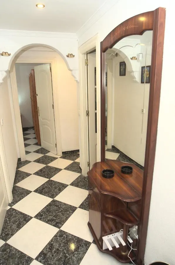 Habitacion En El Corazon Del Centro De Malaga
