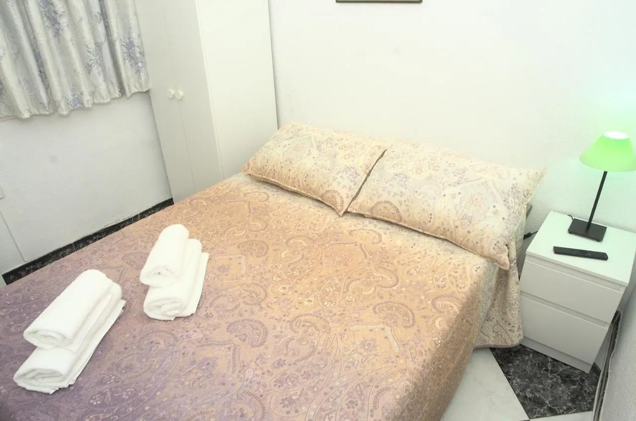 Homestay Habitacion En El Corazon Del Centro De Malaga