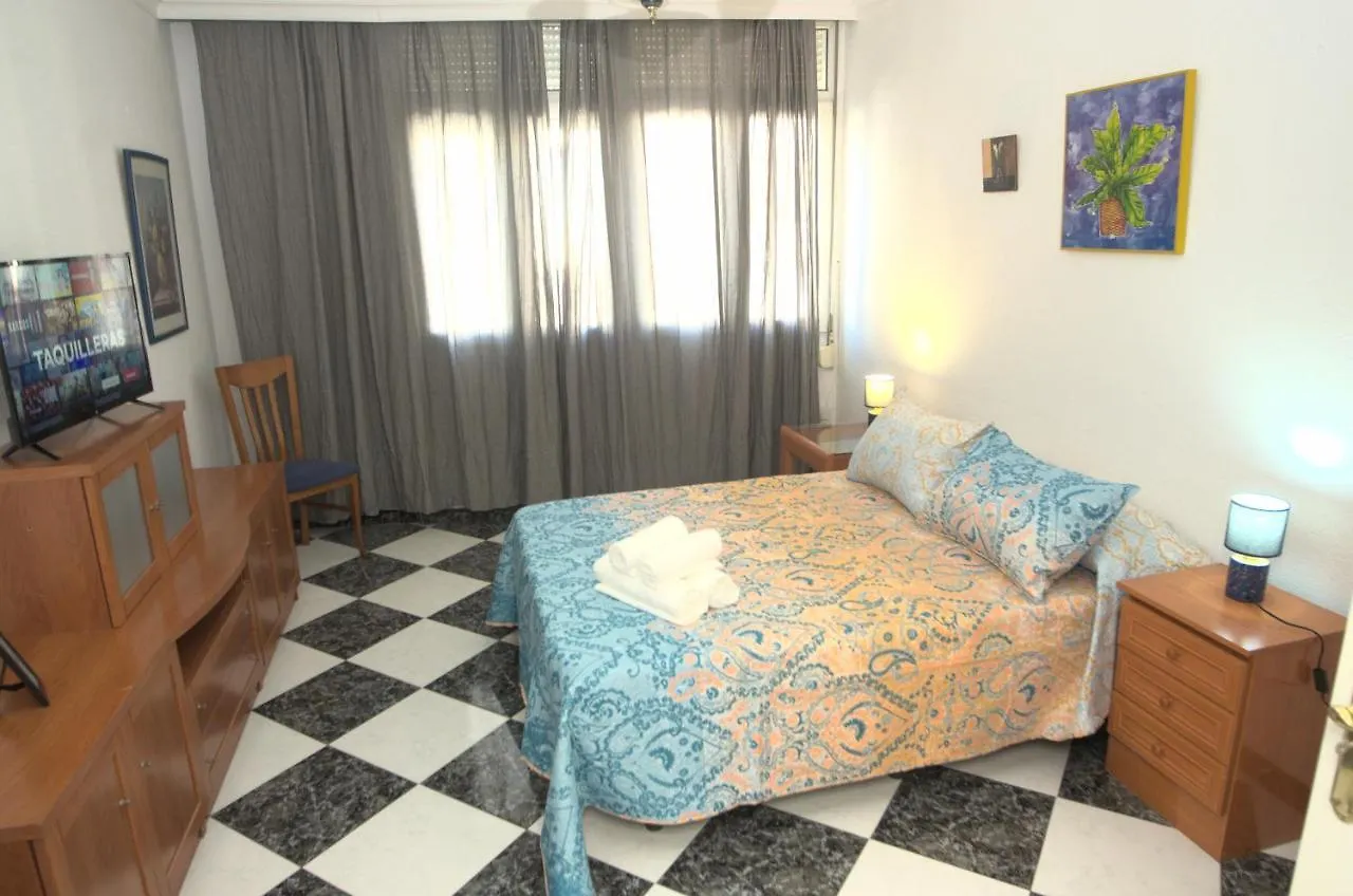 Habitacion En El Corazon Del Centro De Malaga